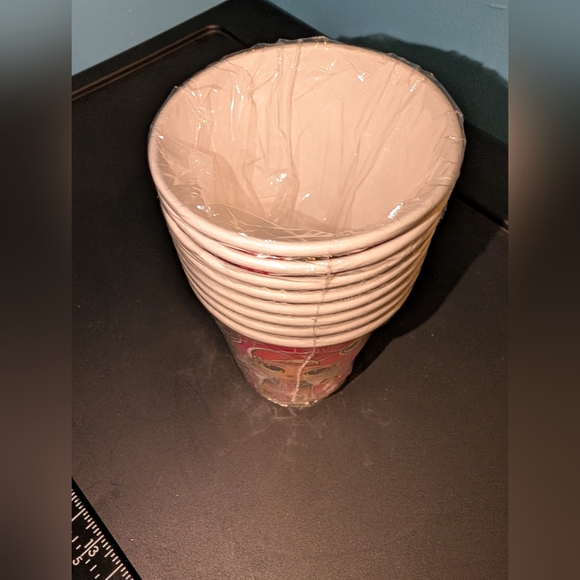 NWOT LOL Surprise! hot/cold 8- 9oz paper cups - Picture 8 of 9